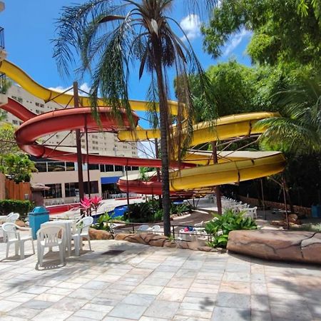 Golden Dolphin Gd - Suite 4 Adultos E 1 Crianca Ate 5 Anos 卡达斯诺瓦斯 外观 照片